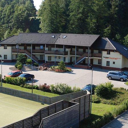 Tx Hotel Hostinne  Екстер'єр фото