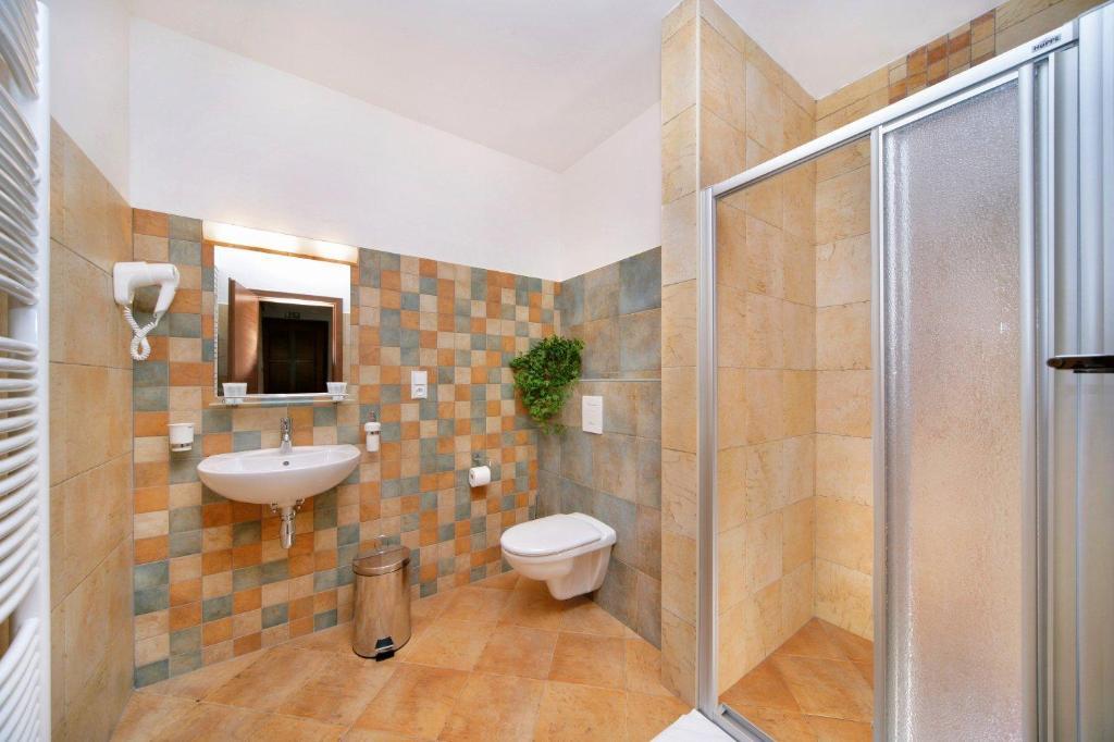 Tx Hotel Hostinne  Екстер'єр фото